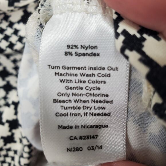 Talbots Petites Geometric Print 3/4 Sleeve Faux Wrap Surplice Top Stretch Sz MP - Picture 5 of 6